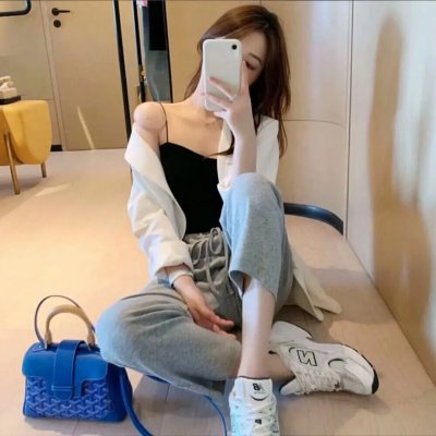 四月的女儿